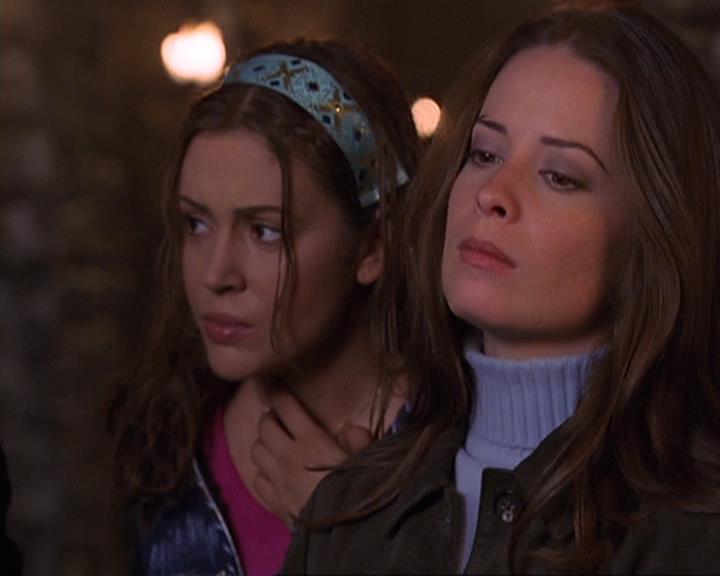 Charmed-Online-dot-312WrestlingWithDemons1621.jpg Charmed-Online-dot-312WrestlingWithDemons1621.jpg