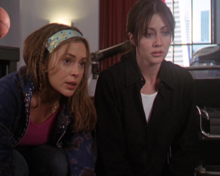 Charmed-Online-dot-312WrestlingWithDemons1960.jpg
