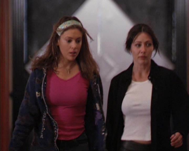 Charmed-Online-dot-312WrestlingWithDemons2008.jpg Charmed-Online-dot-312WrestlingWithDemons2008.jpg