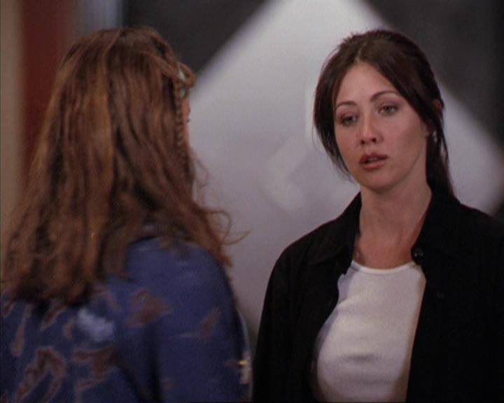 Charmed-Online-dot-312WrestlingWithDemons2012.jpg Charmed-Online-dot-312WrestlingWithDemons2012.jpg