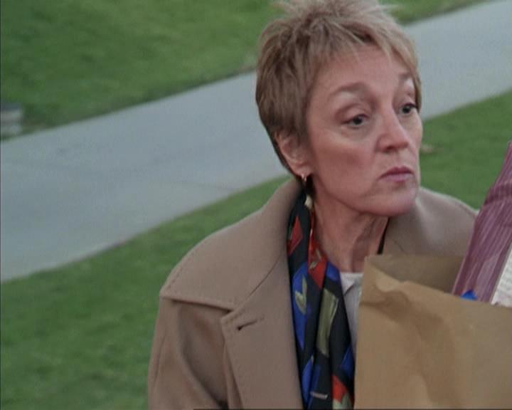 Charmed-Online-dot-312WrestlingWithDemons2074.jpg Charmed-Online-dot-312WrestlingWithDemons2074.jpg