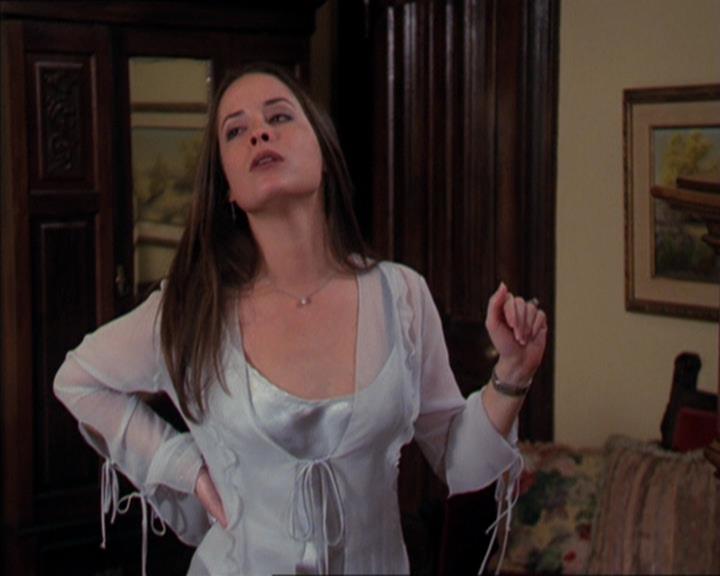 Charmed-Online-dot-313BrideAndGloom1634.jpg
