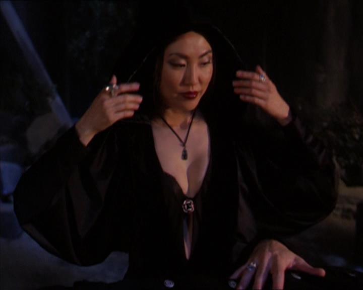 Charmed-Online-dot-313BrideAndGloom1781.jpg