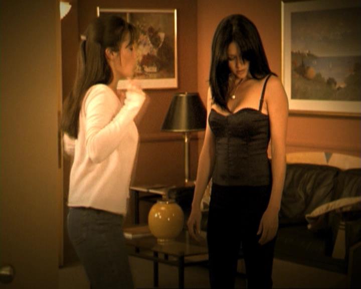 Charmed-Online-dot-315JustHarried0294.jpg Charmed-Online-dot-315JustHarried0294.jpg