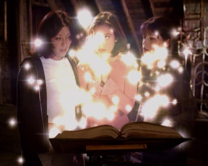 Charmed-Online-dot-315JustHarried0312.jpg