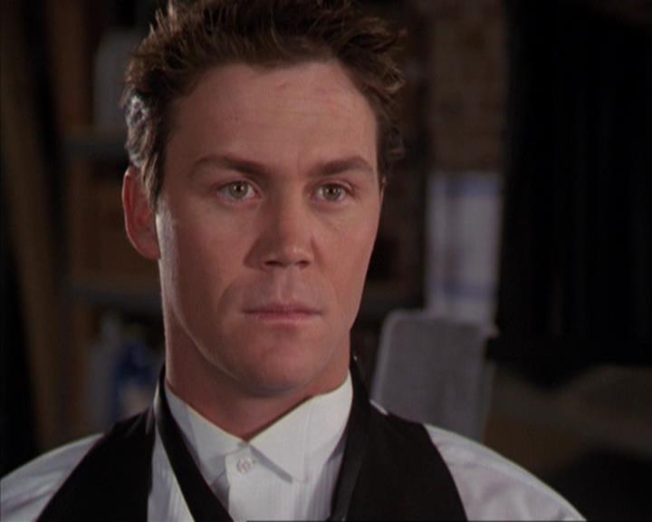 Charmed-Online-dot-315JustHarried1003.jpg