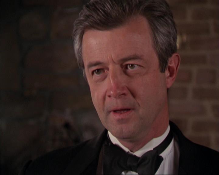 Charmed-Online-dot-315JustHarried1004.jpg