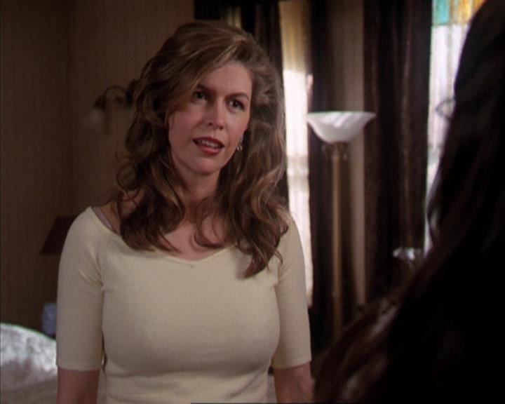 Charmed-Online-dot-315JustHarried1048.jpg
