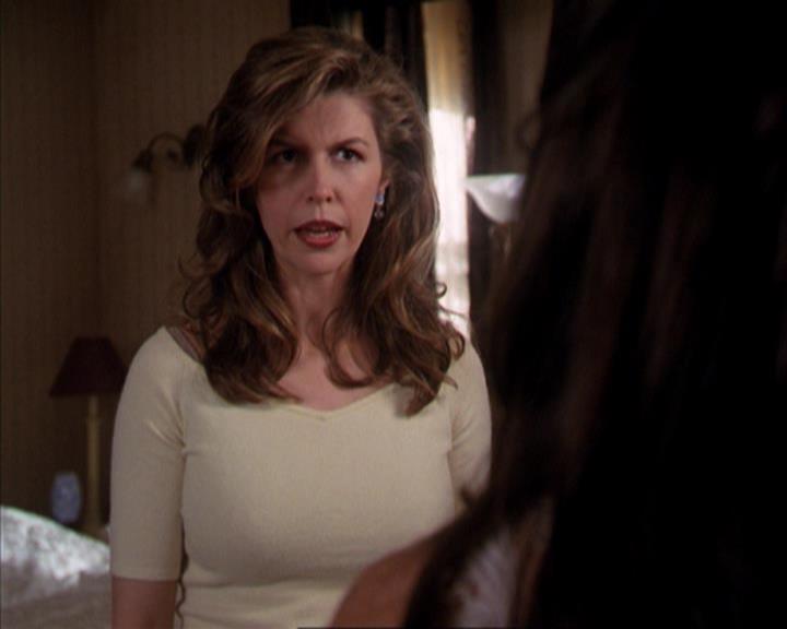 Charmed-Online-dot-315JustHarried1079.jpg
