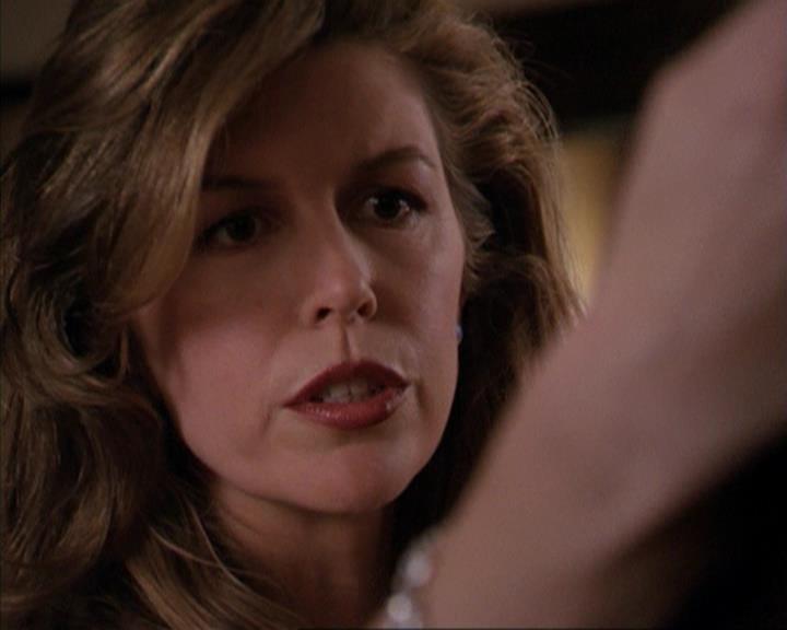 Charmed-Online-dot-315JustHarried1092.jpg