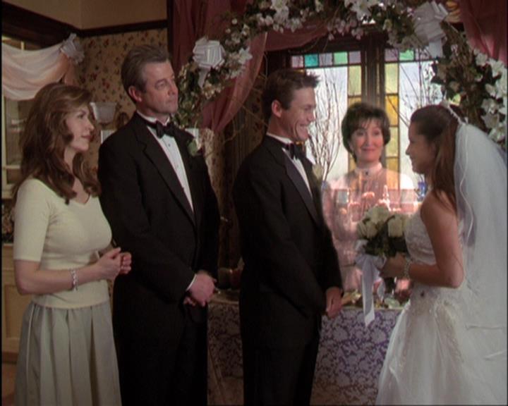 Charmed-Online-dot-315JustHarried1303.jpg