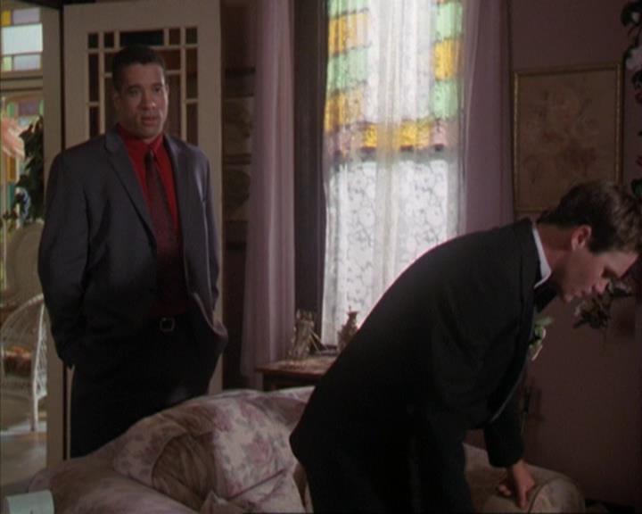 Charmed-Online-dot-315JustHarried1417.jpg Charmed-Online-dot-315JustHarried1417.jpg