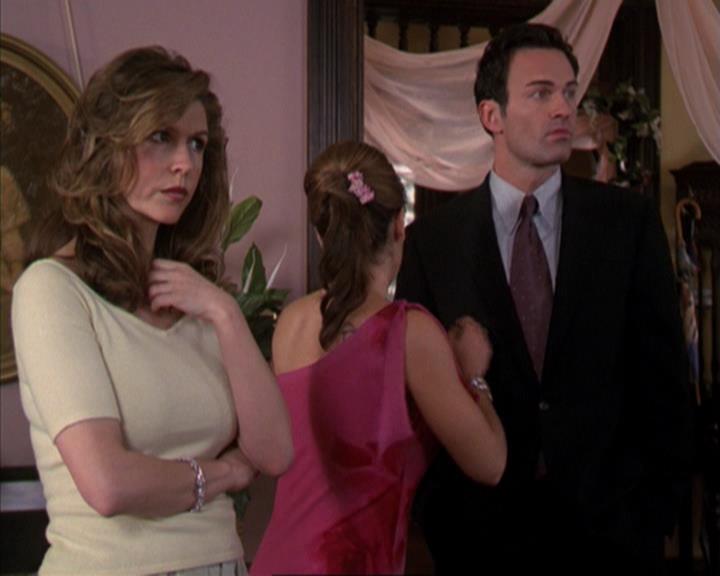 Charmed-Online-dot-315JustHarried1504.jpg
