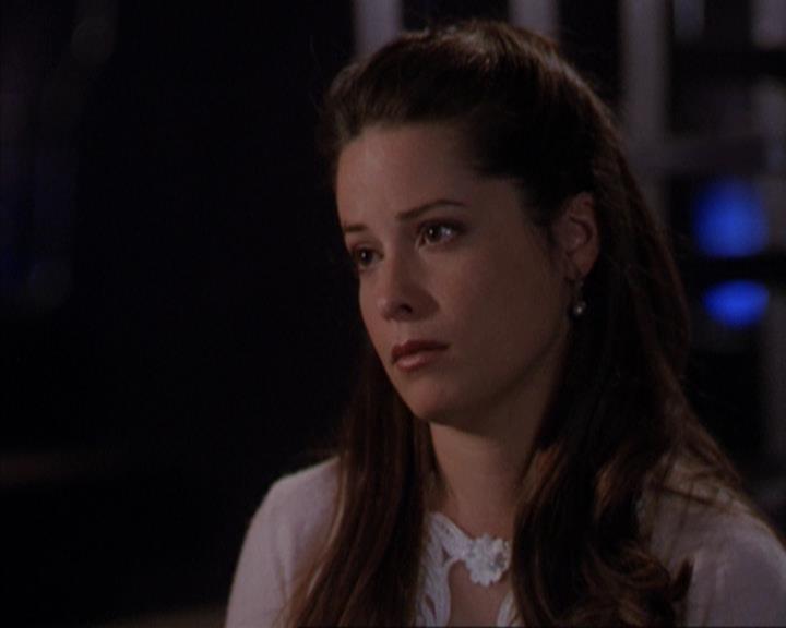 Charmed-Online-dot-315JustHarried1644.jpg Charmed-Online-dot-315JustHarried1644.jpg