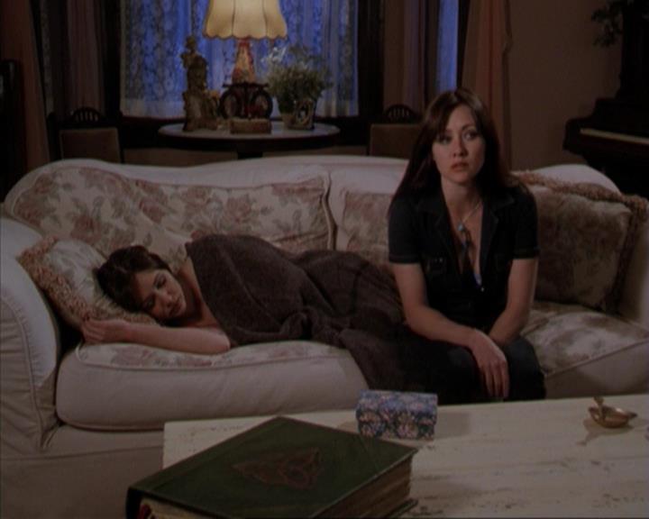 Charmed-Online-dot-315JustHarried1893.jpg Charmed-Online-dot-315JustHarried1893.jpg