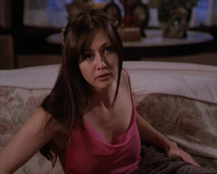 Charmed-Online-dot-315JustHarried1944.jpg Charmed-Online-dot-315JustHarried1944.jpg