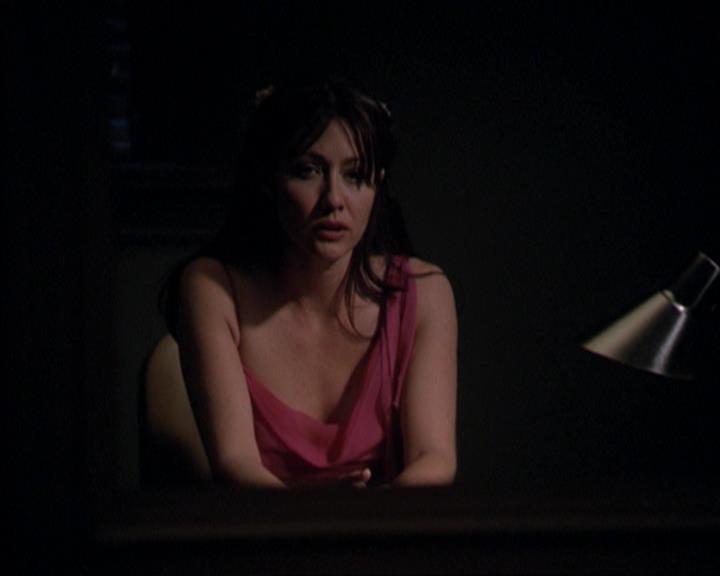 Charmed-Online-dot-315JustHarried1998.jpg Charmed-Online-dot-315JustHarried1998.jpg