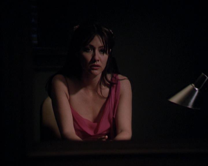 Charmed-Online-dot-315JustHarried1999.jpg Charmed-Online-dot-315JustHarried1999.jpg