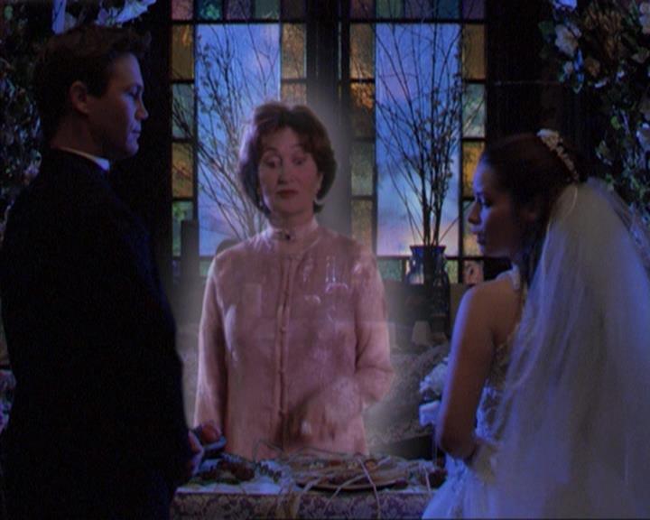 Charmed-Online-dot-315JustHarried2174.jpg