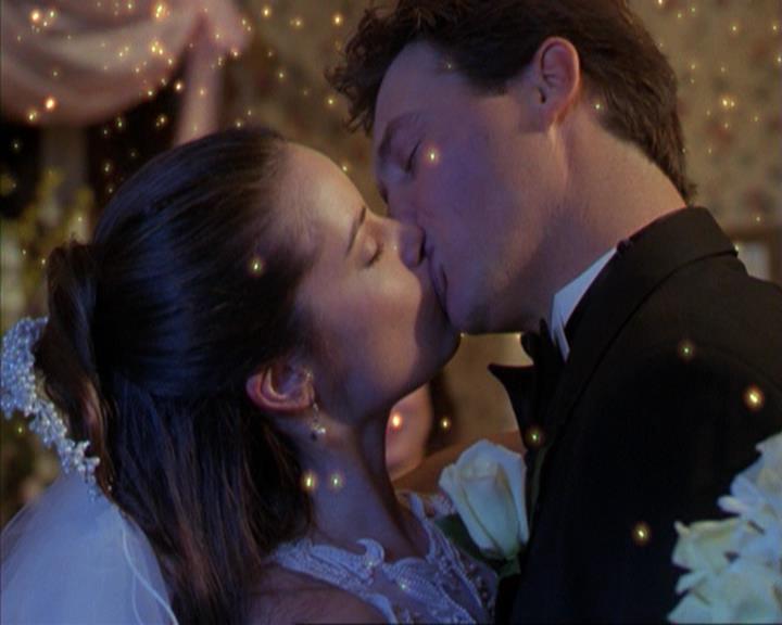 Charmed-Online-dot-315JustHarried2309.jpg