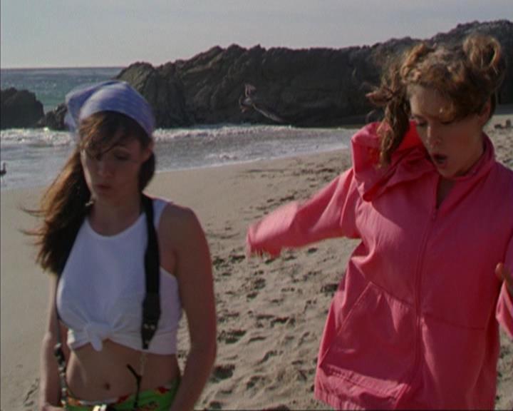 Charmed-Online-dot-316DeathTakesAHalliwell0051.jpg