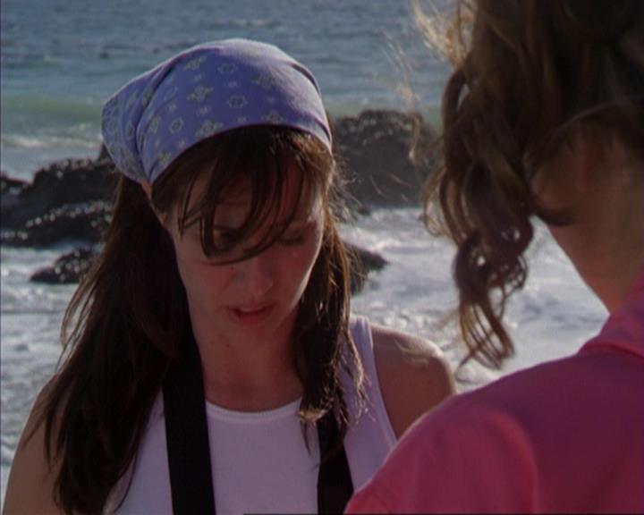Charmed-Online-dot-316DeathTakesAHalliwell0086.jpg