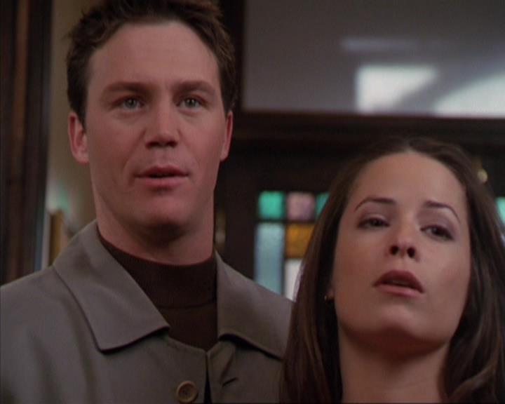 Charmed-Online-dot-316DeathTakesAHalliwell0342.jpg