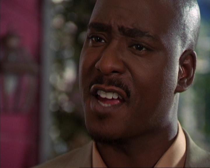 Charmed-Online-dot-316DeathTakesAHalliwell0409.jpg