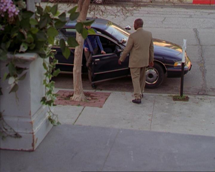 Charmed-Online-dot-316DeathTakesAHalliwell0468.jpg