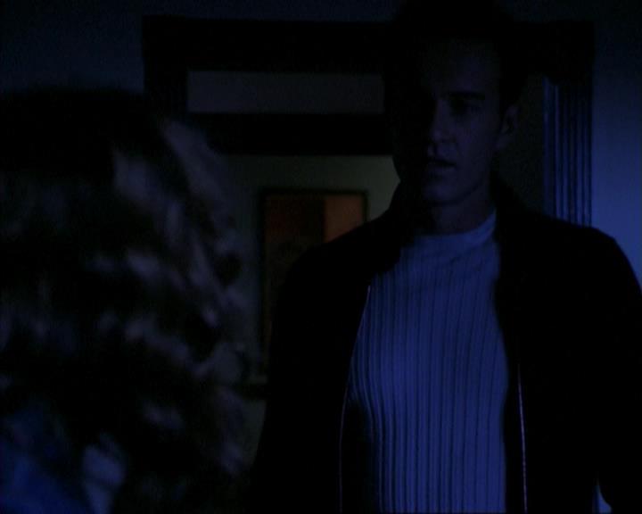 Charmed-Online-dot-316DeathTakesAHalliwell0796.jpg