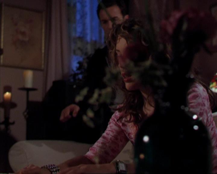 Charmed-Online-dot-316DeathTakesAHalliwell0925.jpg
