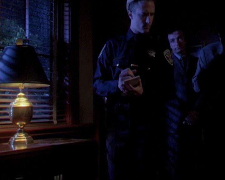 Charmed-Online-dot-316DeathTakesAHalliwell1137.jpg