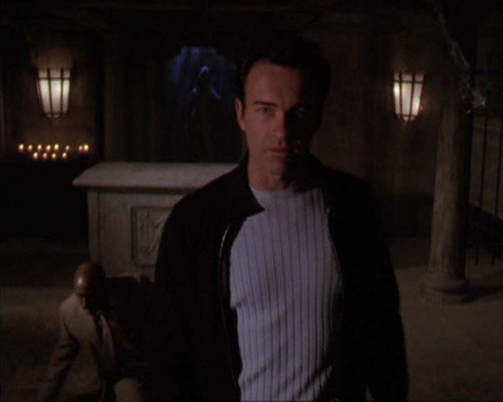 Charmed-Online-dot-316DeathTakesAHalliwell1175.jpg