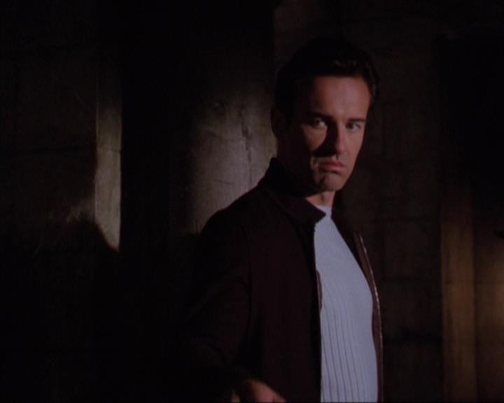 Charmed-Online-dot-316DeathTakesAHalliwell1186.jpg