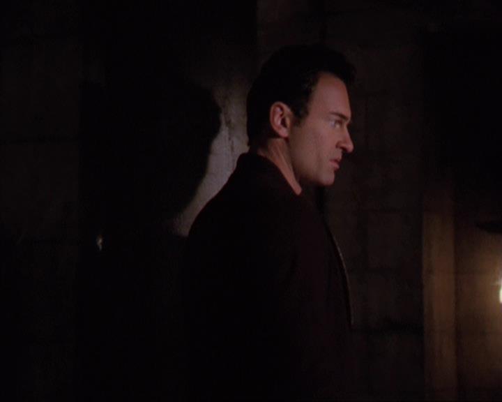 Charmed-Online-dot-316DeathTakesAHalliwell1187.jpg