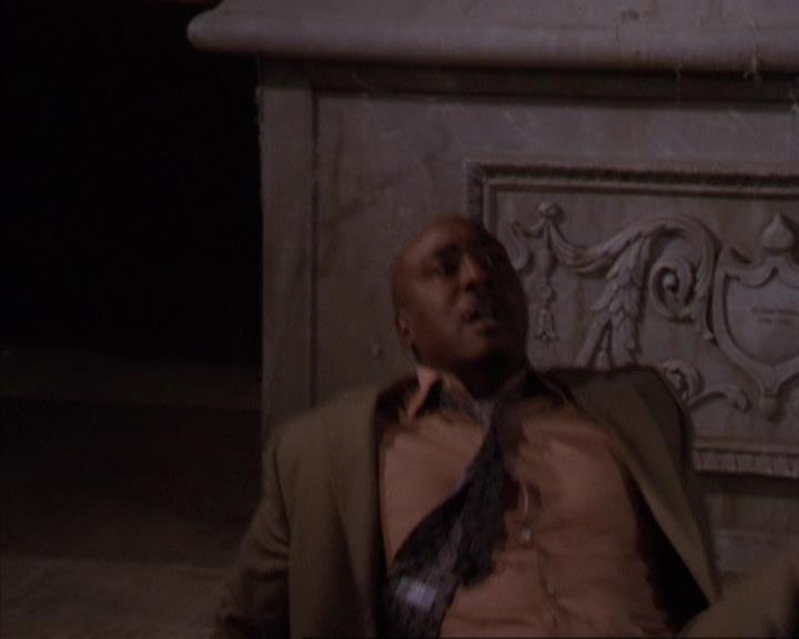 Charmed-Online-dot-316DeathTakesAHalliwell1196.jpg