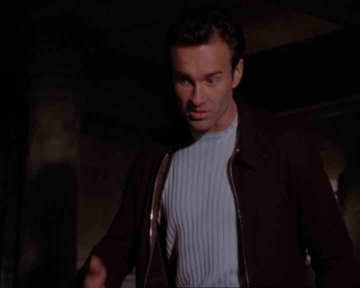 Charmed-Online-dot-316DeathTakesAHalliwell1199.jpg