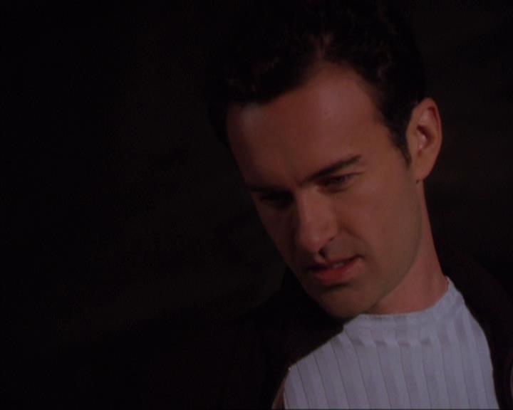 Charmed-Online-dot-316DeathTakesAHalliwell1206.jpg