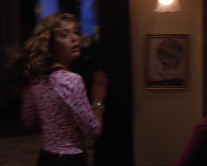Charmed-Online-dot-316DeathTakesAHalliwell1261.jpg