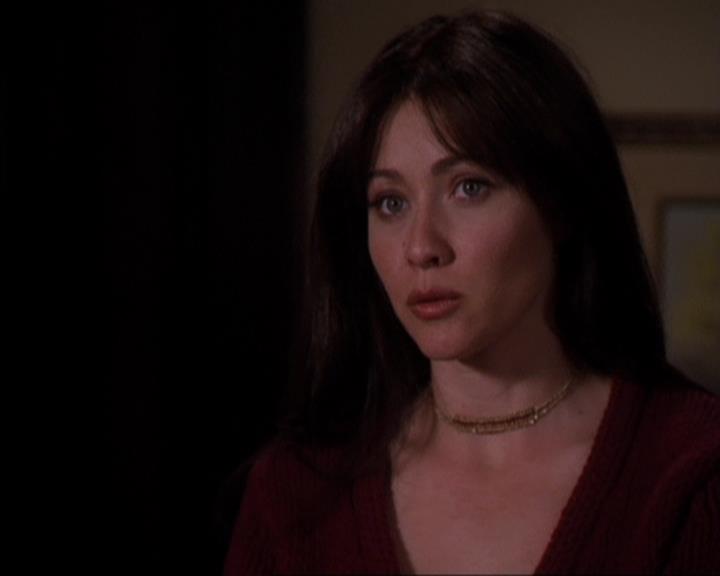 Charmed-Online-dot-316DeathTakesAHalliwell1273.jpg