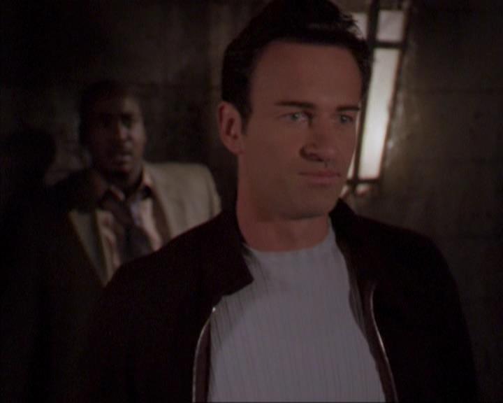 Charmed-Online-dot-316DeathTakesAHalliwell1299.jpg