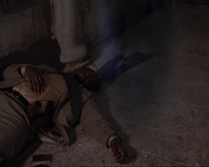Charmed-Online-dot-316DeathTakesAHalliwell1341.jpg