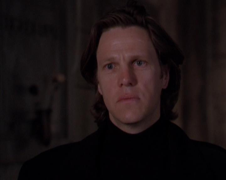 Charmed-Online-dot-316DeathTakesAHalliwell1353.jpg