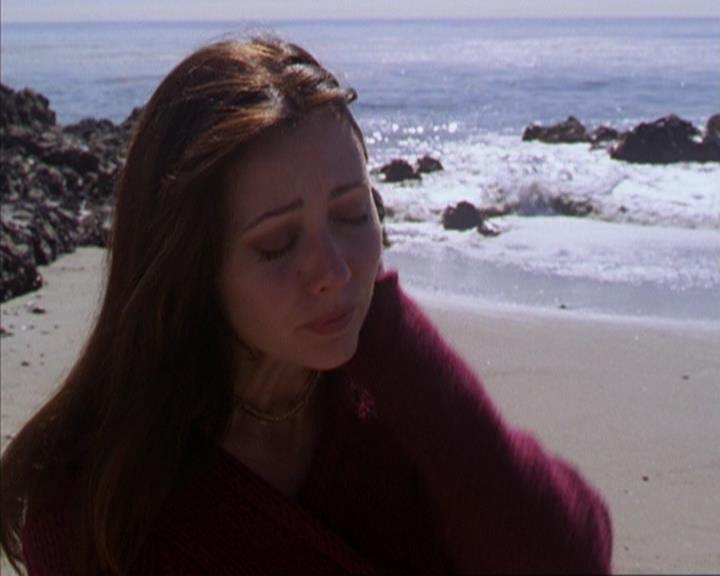 Charmed-Online-dot-316DeathTakesAHalliwell1740.jpg