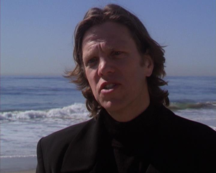 Charmed-Online-dot-316DeathTakesAHalliwell1741.jpg