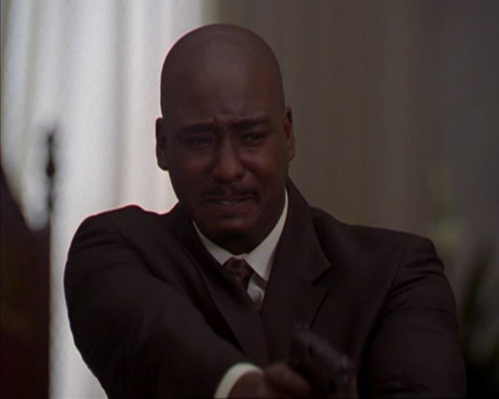 Charmed-Online-dot-316DeathTakesAHalliwell1887.jpg