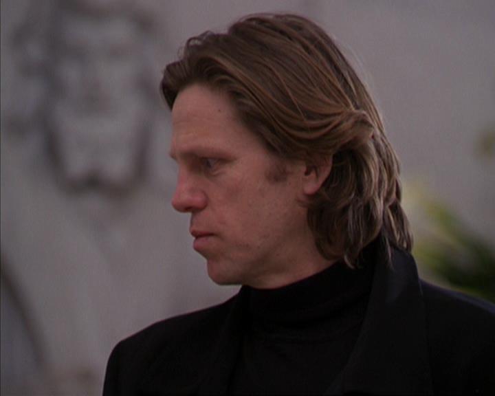 Charmed-Online-dot-316DeathTakesAHalliwell1915.jpg