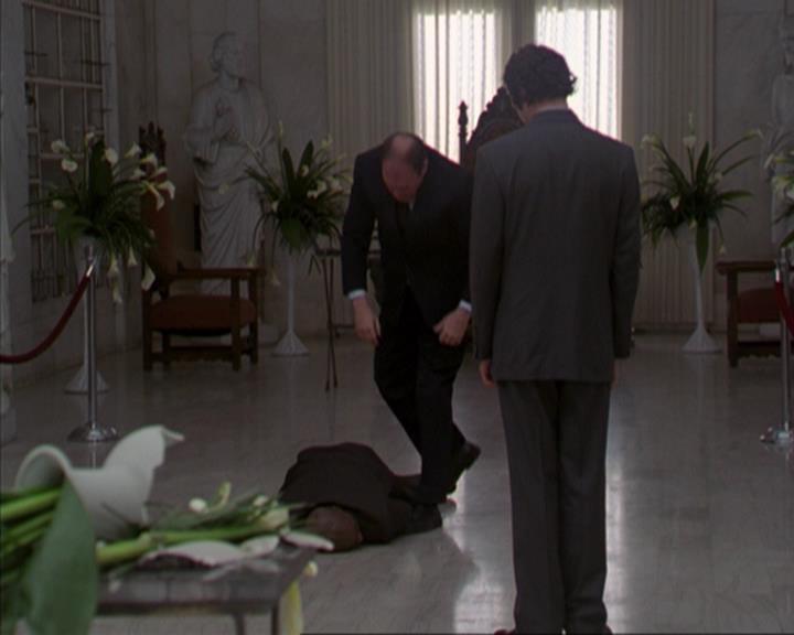 Charmed-Online-dot-316DeathTakesAHalliwell1926.jpg