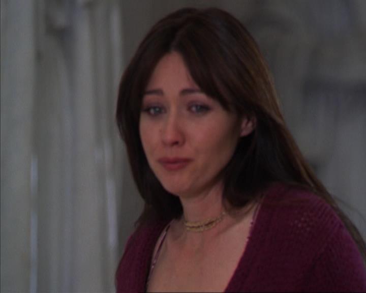 Charmed-Online-dot-316DeathTakesAHalliwell1941.jpg