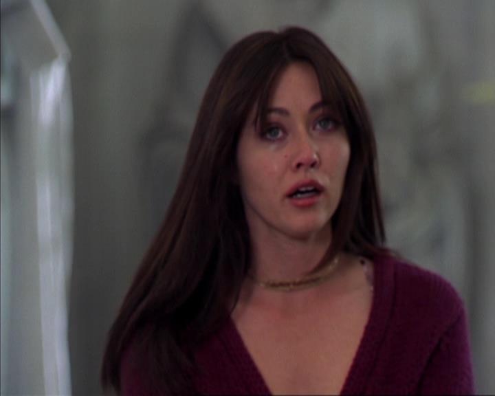 Charmed-Online-dot-316DeathTakesAHalliwell1986.jpg